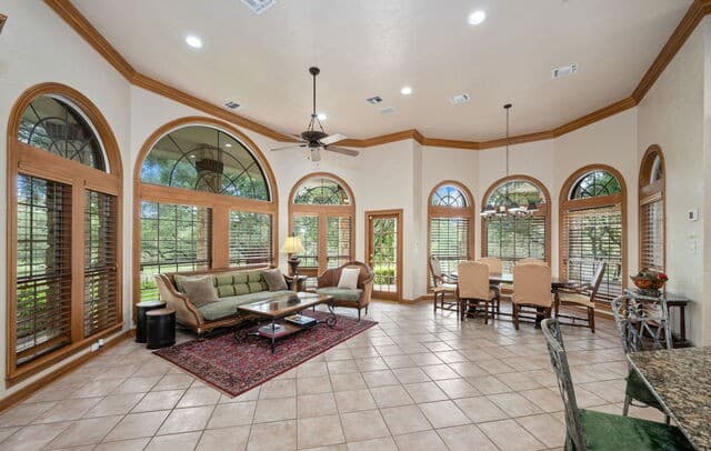 8040  Rolling Acres Trail, Fair Oaks Ranch, TX 78015 — photo 10