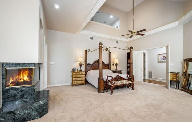8040  Rolling Acres Trail, Fair Oaks Ranch, TX 78015 — photo 23