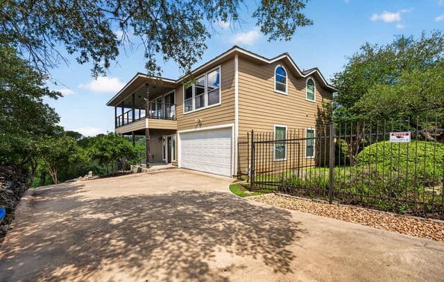 1130  Canyon Spgs, Canyon Lake, TX 78133 — photo 2