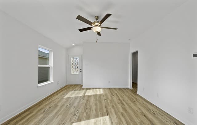 15118  Waterow View, Von Ormy, TX 78073 — photo 4