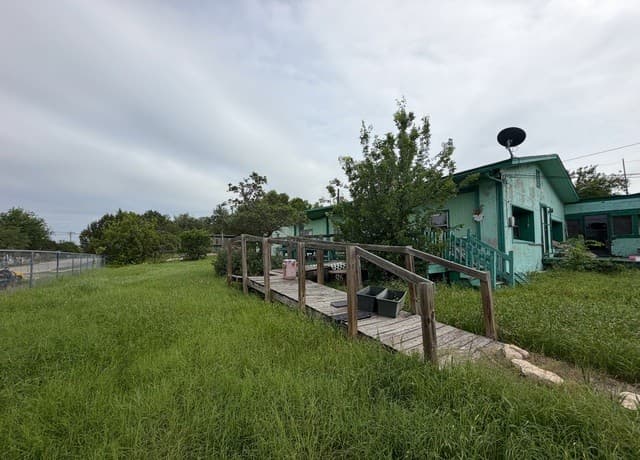 526  Scott Way, Canyon Lake, TX 78133 — photo 4