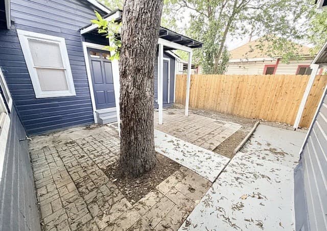 105  Dewitt, San Antonio, TX 78204 — photo 24