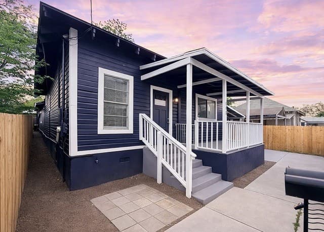 105  Dewitt, San Antonio, TX 78204 — photo 4