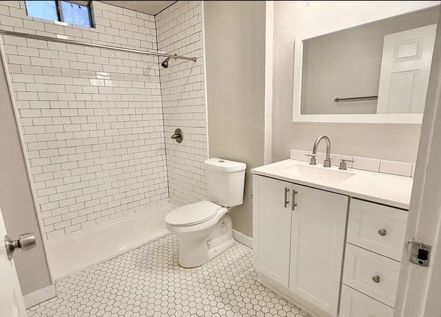 105  Dewitt, San Antonio, TX 78204 — photo 8