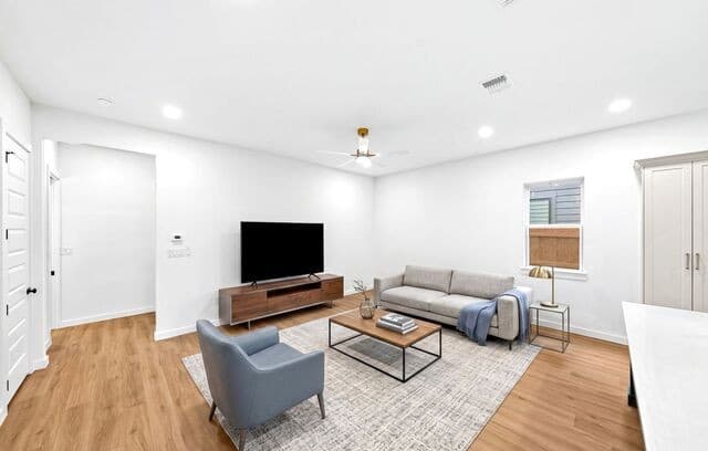 114  San Antonio Blvd, San Antonio, TX 78201 — photo 12