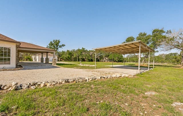 72  Jana Ln, Spring Branch, TX 78070 — photo 3