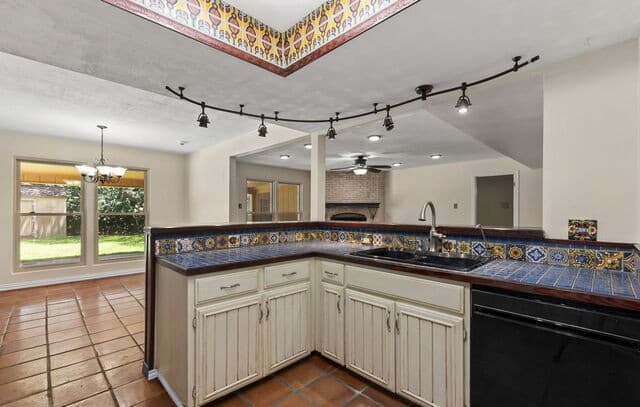 2807  Burnt Oak St, San Antonio, TX 78232 — photo 18