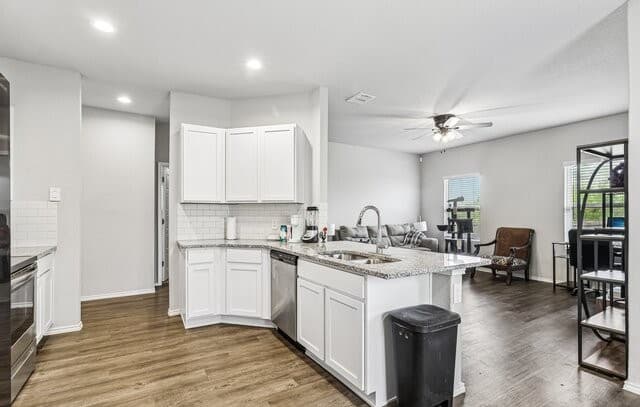 20045  Huckleberry St, Lytle, TX 78052 — photo 11