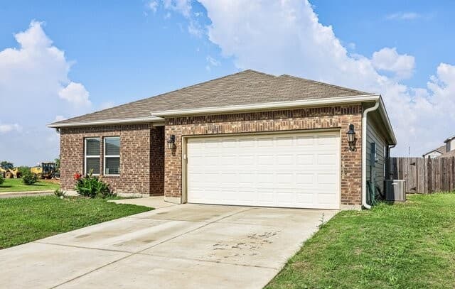 20045  Huckleberry St, Lytle, TX 78052 — photo 6