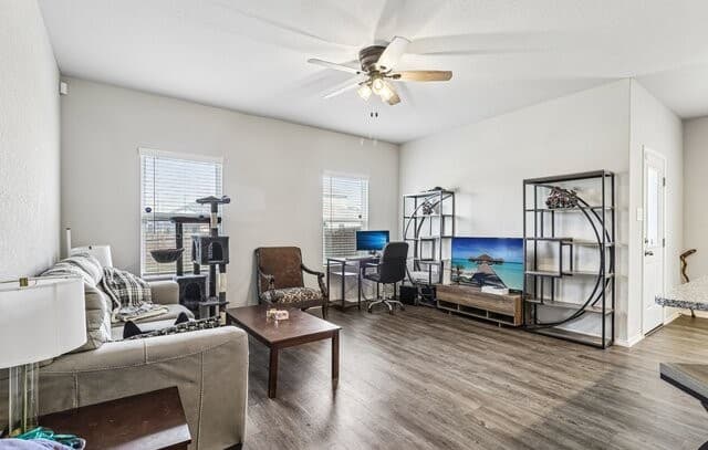 20045  Huckleberry St, Lytle, TX 78052 — photo 9