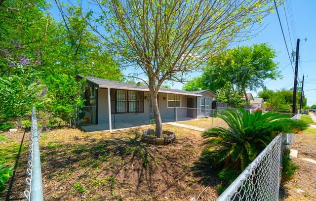 971  Chalmers Ave, San Antonio, TX 78211 — photo 2