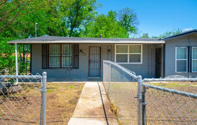971  Chalmers Ave, San Antonio, TX 78211 — photo 3