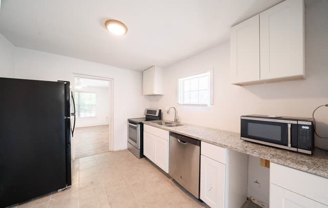 971  Chalmers Ave, San Antonio, TX 78211 — photo 6