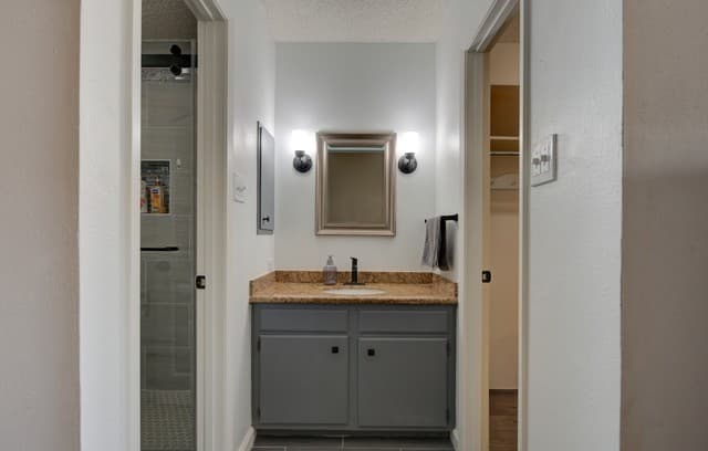 11303  Vance Jackson Unit L2, San Antonio, TX 78230 — photo 11