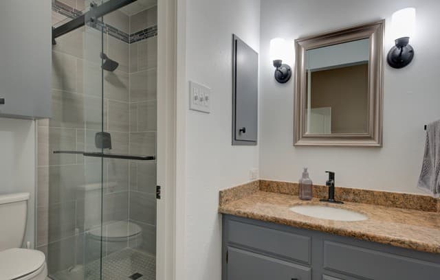 11303  Vance Jackson Unit L2, San Antonio, TX 78230 — photo 12