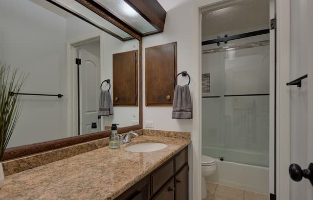 11303  Vance Jackson Unit L2, San Antonio, TX 78230 — photo 15