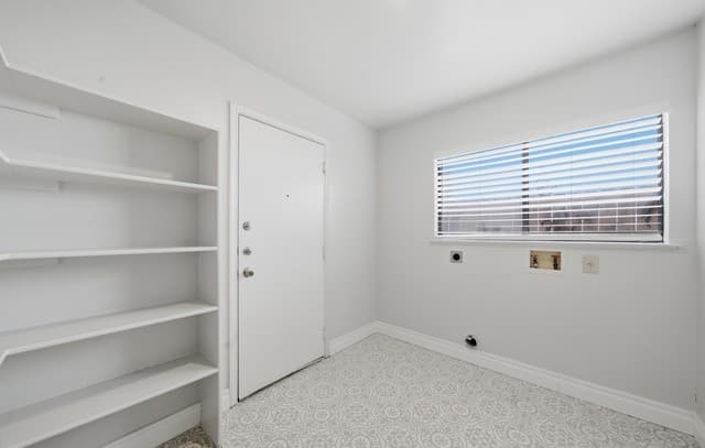 7019  Knights, San Antonio, TX 78233 — photo 13