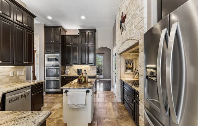 148  Woodlands, La Vernia, TX 78121 — photo 4