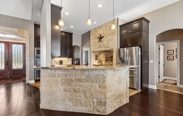148  Woodlands, La Vernia, TX 78121 — photo 6