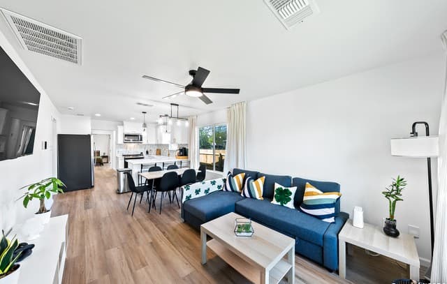 1102  Burleson