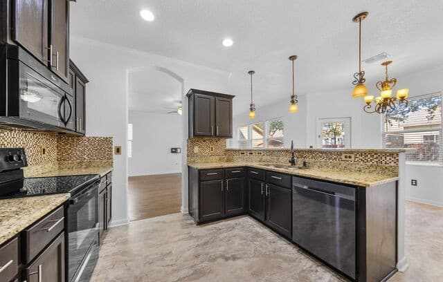 6011  Enchantment, San Antonio, TX 78218 — photo 13