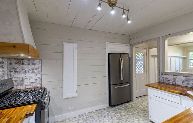 439  Astor St, San Antonio, TX 78210 — photo 13