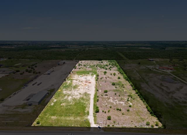 0  Fm 2102, Karnes, TX 78118 — photo 2