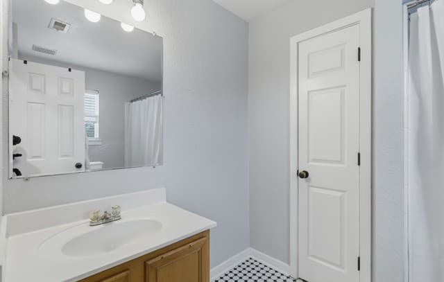 13707  York Woods, San Antonio, TX 78249 — photo 12