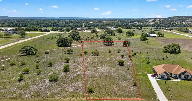 1004  Martingale Trl, Bandera, TX 78003 — photo 2