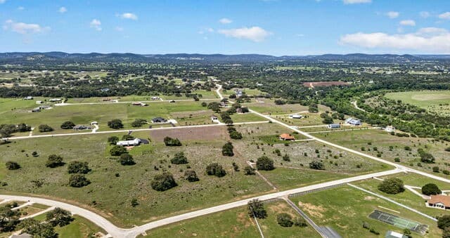 1004  Martingale Trl, Bandera, TX 78003 — photo 6