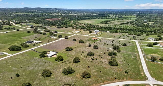 1004  Martingale Trl, Bandera, TX 78003 — photo 8