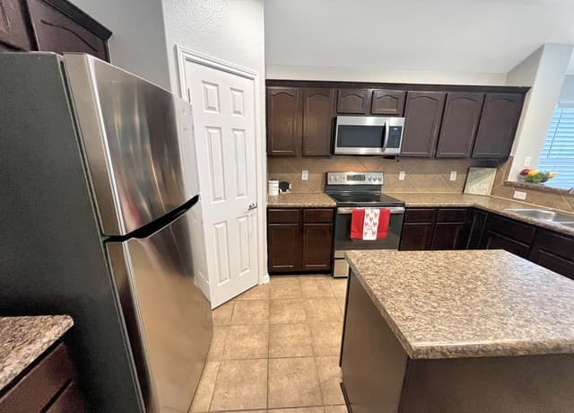 9242 Mare Country, San Antonio, TX 78254 — photo 12