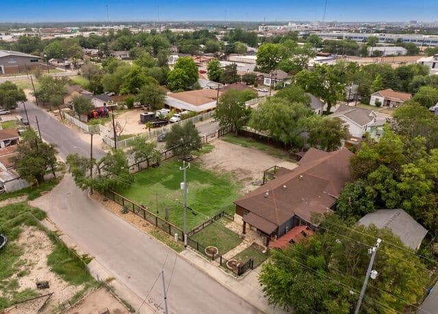 239  Forrest Ave, San Antonio, TX 78204 — photo 11