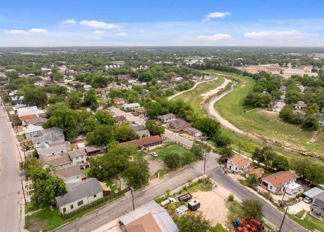 239  Forrest Ave, San Antonio, TX 78204 — photo 6