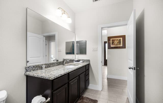 618  Wagon Wheel Dr, Canyon Lake, TX 78133 — photo 14