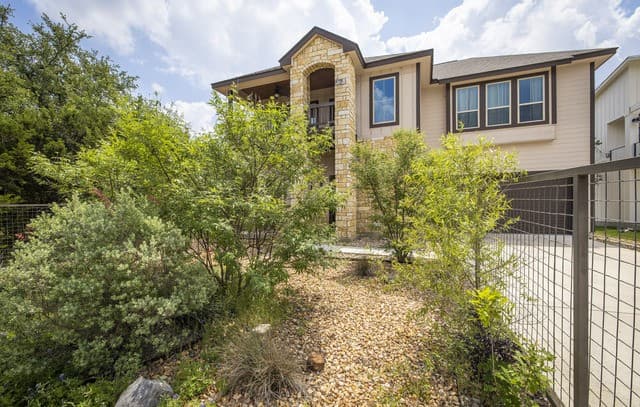 618  Wagon Wheel Dr, Canyon Lake, TX 78133 — photo 3