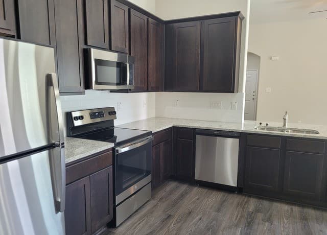 9224  Canyon Bnd, Converse, TX 78109 — photo 3