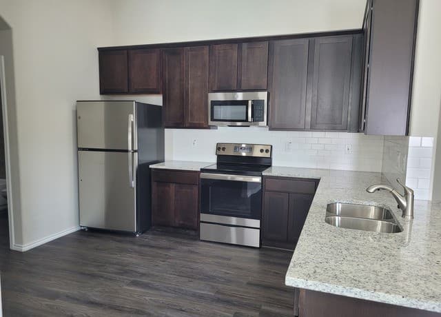 9224  Canyon Bnd, Converse, TX 78109 — photo 4