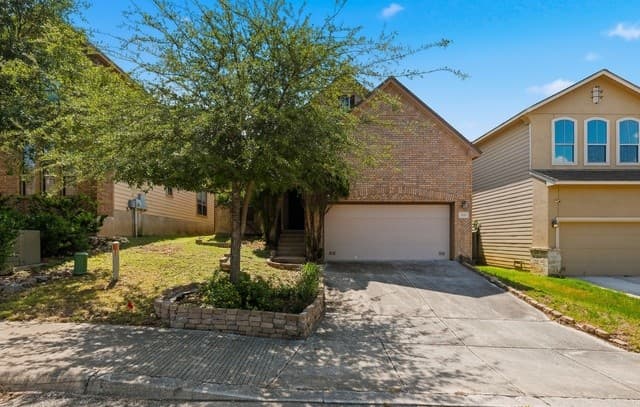 7443  Eagle Ledge, San Antonio, TX 78249 — photo 2