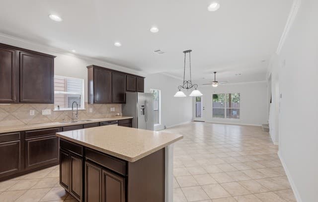 7443  Eagle Ledge, San Antonio, TX 78249 — photo 7