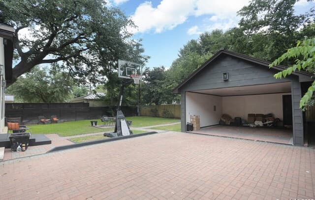 182 E Edgewood Pl, Alamo Heights, TX 78209 — photo 25