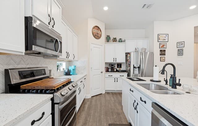 10315  Owl Woods