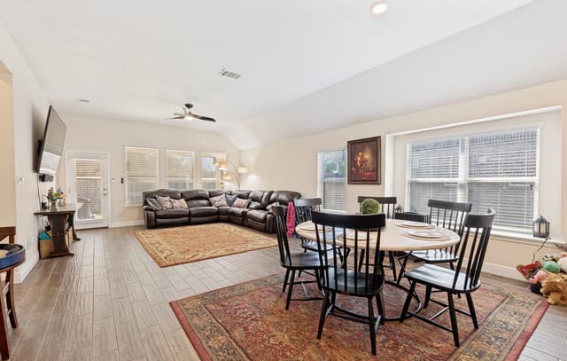 10315  Owl Woods, Schertz, TX 78154 — photo 10