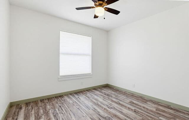 8415  Timber Crest St, San Antonio, TX 78250 — photo 21