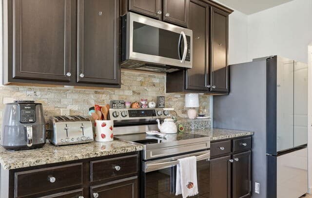 11916  Luckey Falls, San Antonio, TX 78252 — photo 13