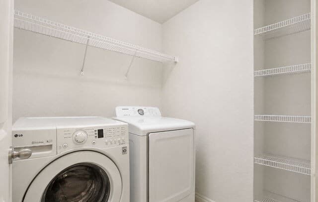 11916  Luckey Falls, San Antonio, TX 78252 — photo 24