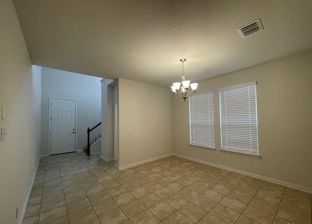2241  Windswept Way, New Braunfels, TX 78132 — photo 10