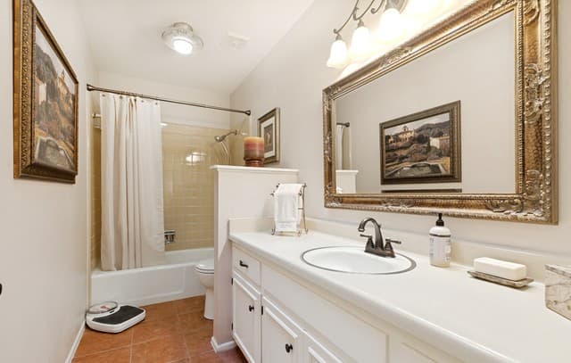 5819  Dean Martin St, San Antonio, TX 78240 — photo 19