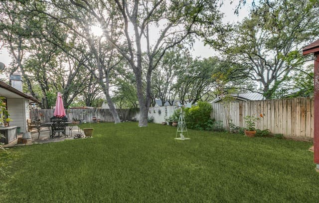5819  Dean Martin St, San Antonio, TX 78240 — photo 23