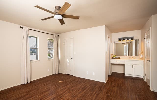 12150/12152  Vista Nogal St, San Antonio, TX 78213 — photo 8